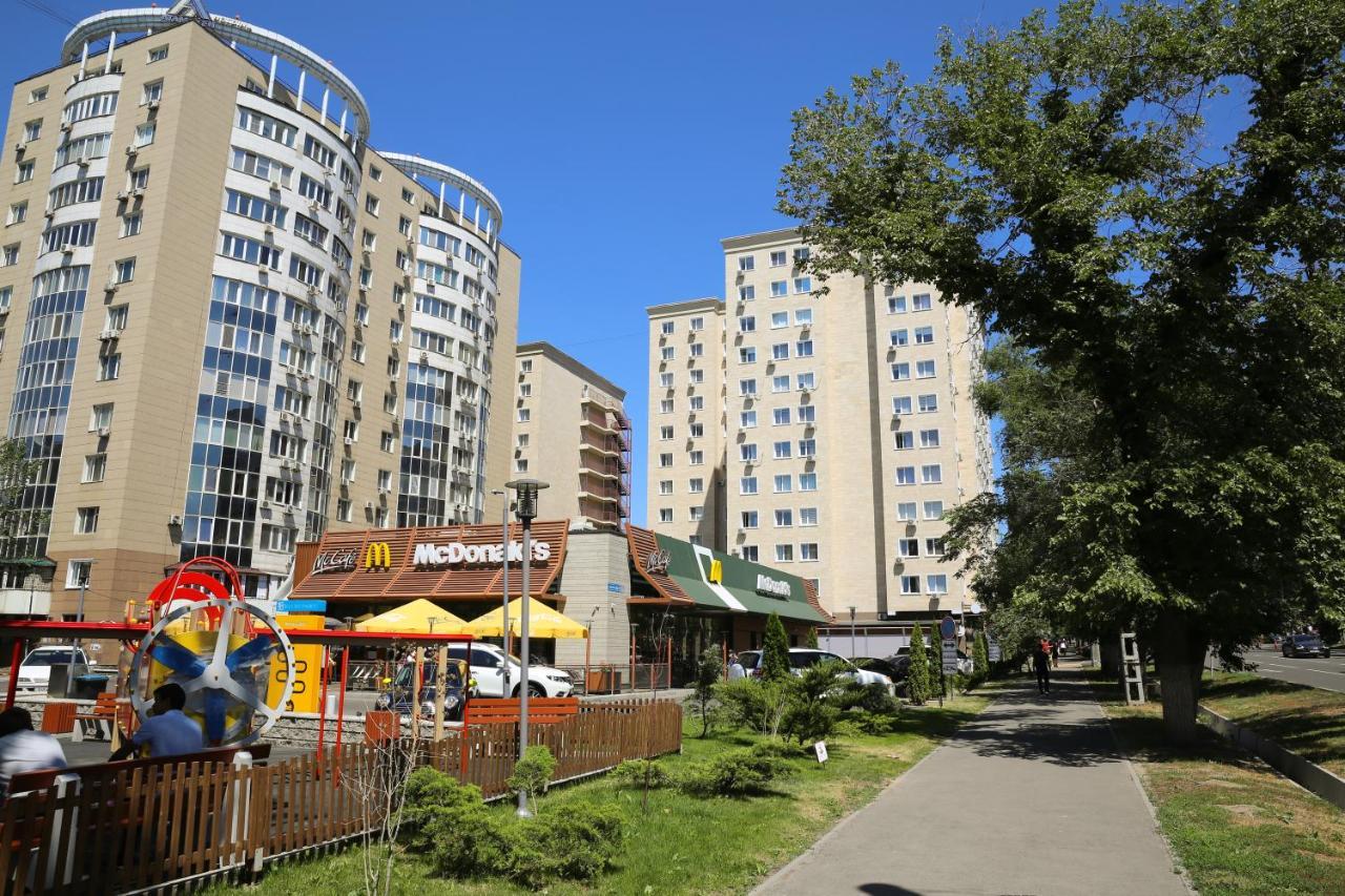 Adt Apartments Almatý Exterior foto